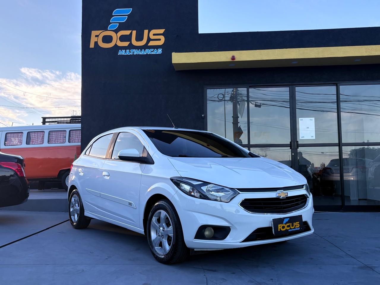 CHEVROLET ONIX LT 1.4 MT 2019